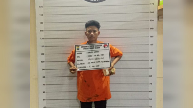 Wanita penjual sabu diamankan. [Istimewa]